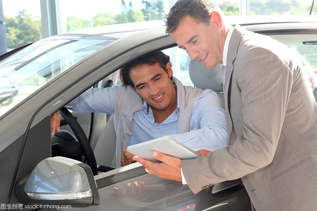 科技賦能下的汽車銷售 從零售方式到用戶體驗的革命